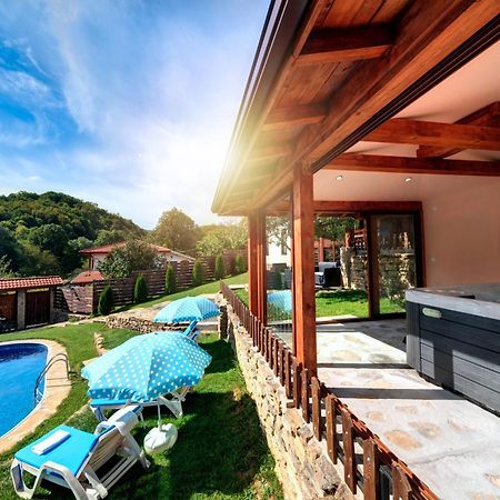 House Maya Tryavna Exterior foto