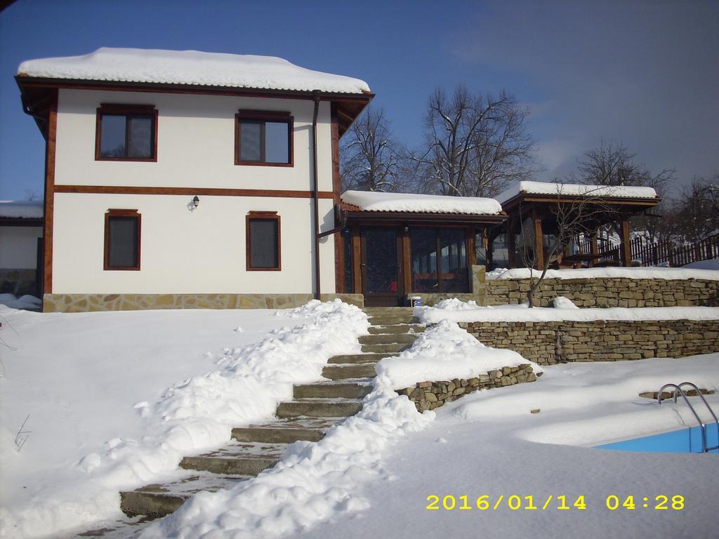 House Maya Tryavna Exterior foto